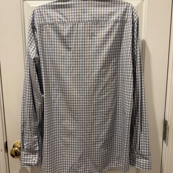 Peter Millar cotton stretch button down, size Medium - Picture 2 of 3